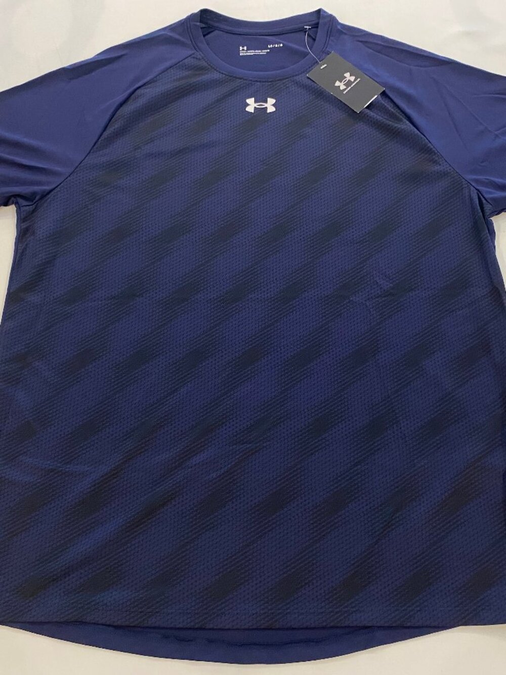UNDER ARMOUR Men's Short Sleeve Activewear Shirt - NWT - Large L Midnight Navy